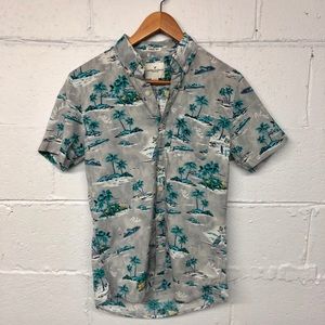 🎉HP🎉 American Eagle 🦅 Super Soft Hawaiian Shirt